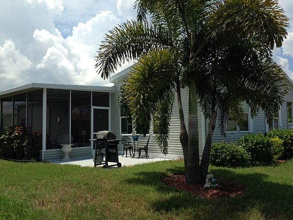 3rd image of 3602 Blue Lagoon Dr