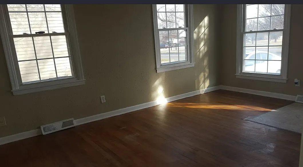 2 bed, 813 sqft, $995 — Photo 3