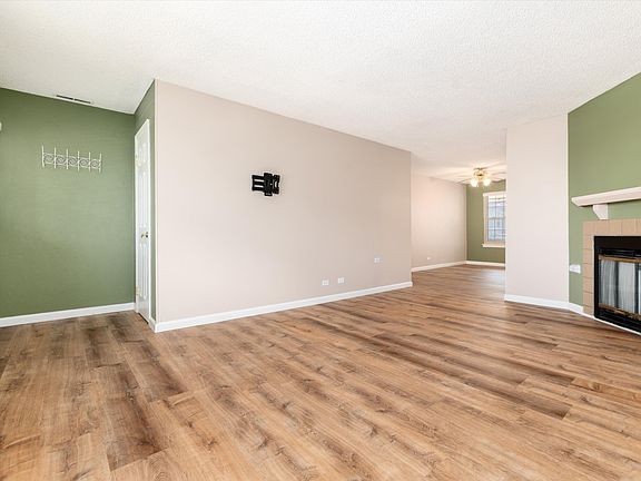 5th image of 7105 S Gaylord St APT D07