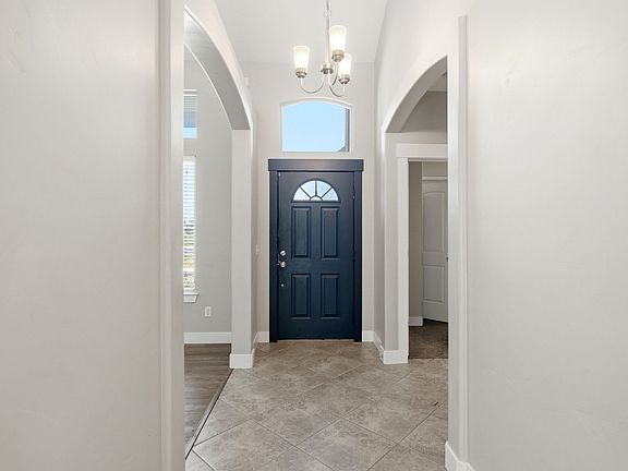 4th image of 5433 W Toscana Way
