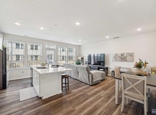 79 Arnold Dr, Wood Ridge, NJ 07075