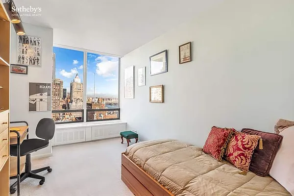 Sold by Sotheby's International Realty | media 53