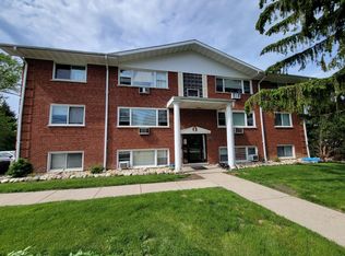 1244 Main St #1, Antioch, IL 60002