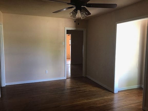 4th image of 1306 S San Jose Dr