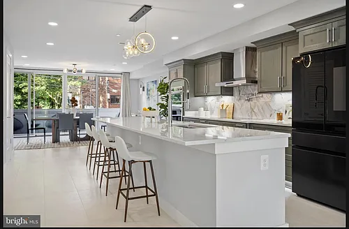 424 Missouri Ave NW #2 Photo 1