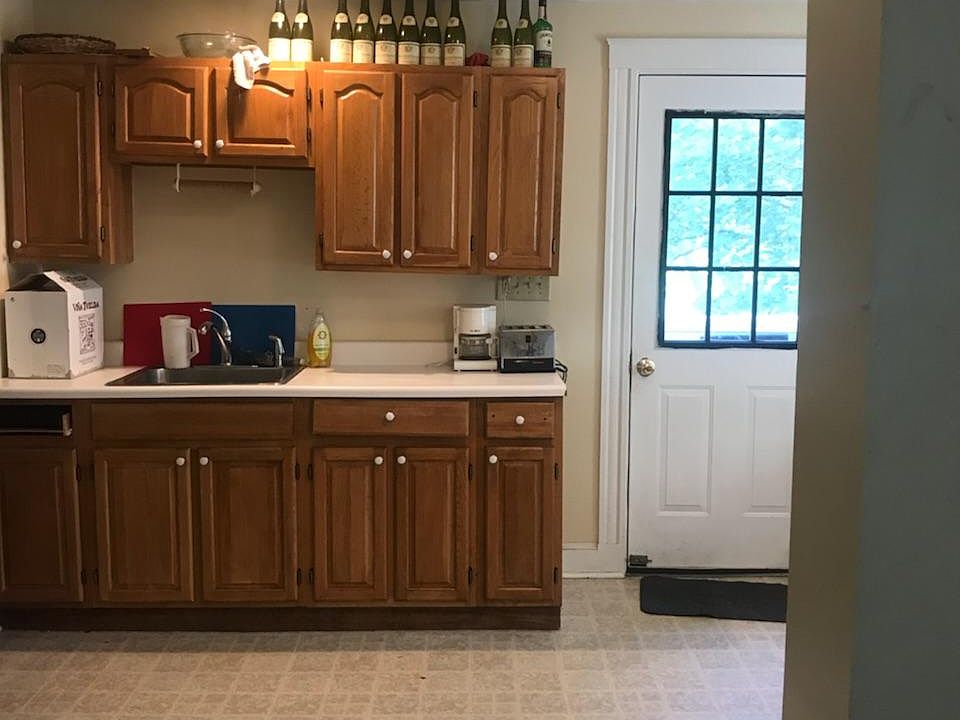 2nd image of 50 Smith St