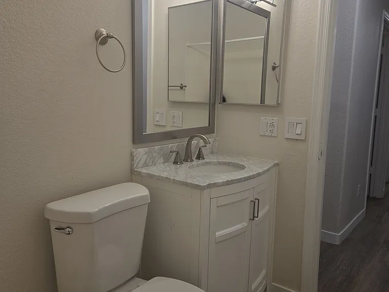 1736 E Palomino Dr — Photo 17