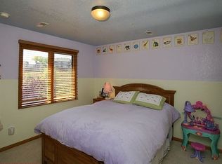11870 W Auburn Ave, Lakewood, CO 80228
