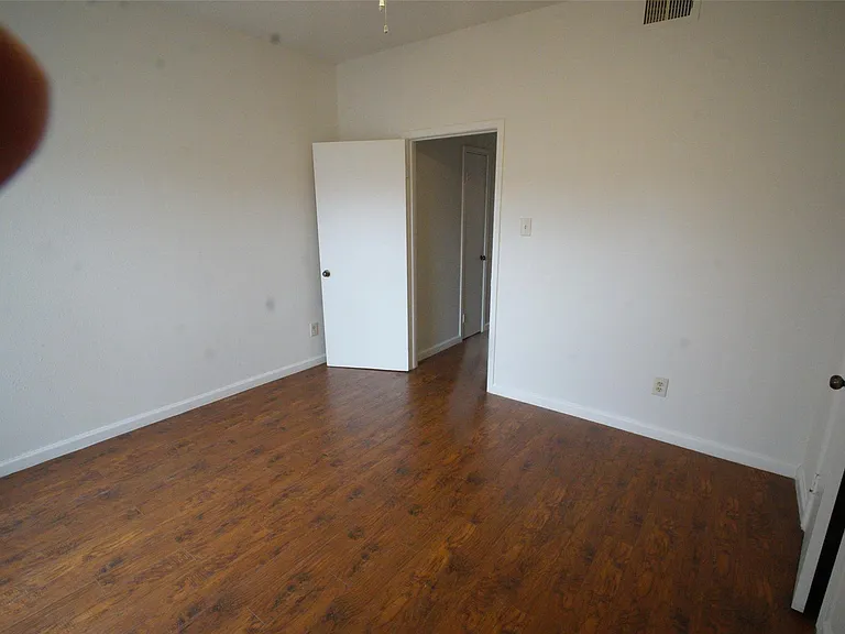 8197 Sands Point Dr #137 — Photo 10