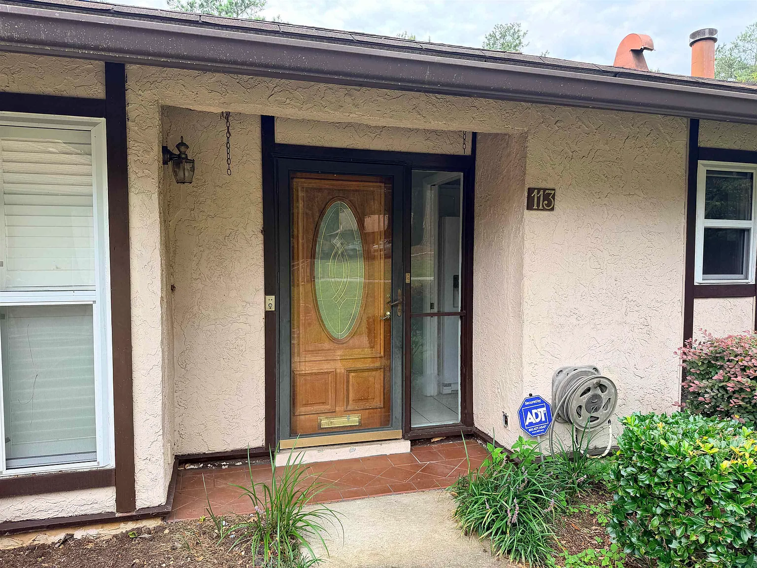 2 bed, 1110 sqft, $1,350 — Photo 2