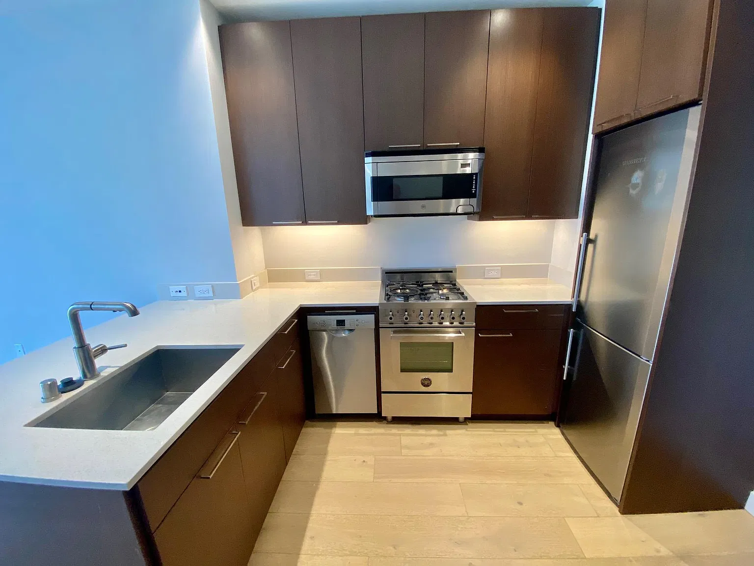 1 bed, $3,595 — Photo 3