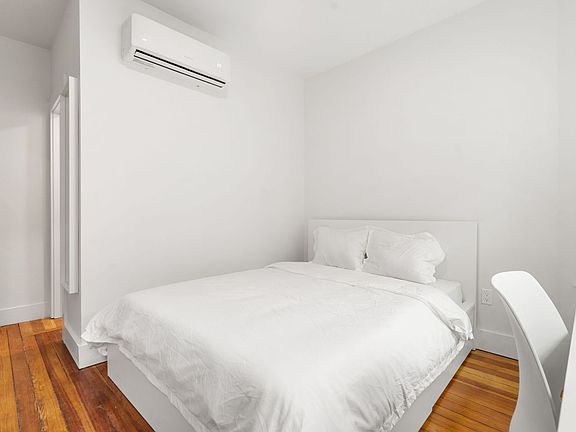 4th image of 12 Nonantum St #1-C