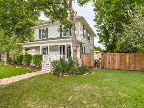 1015 N College St, McKinney, TX 75069