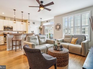 13392 Dogues Ter, Woodbridge, VA 22191