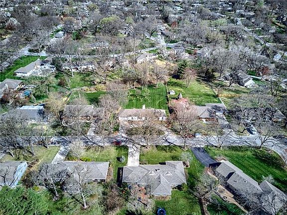 3rd image of 3304 W 99th St