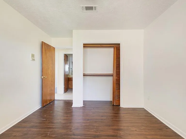 1006 Bolton Dr — Photo 13