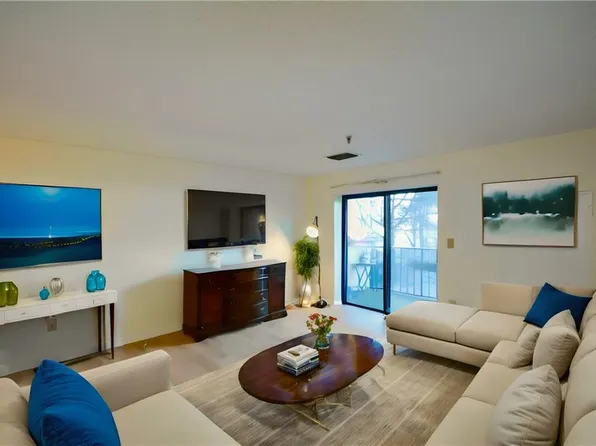 300 Johnson Ferry Rd Unit B-109, Sandy Springs, GA 30328
