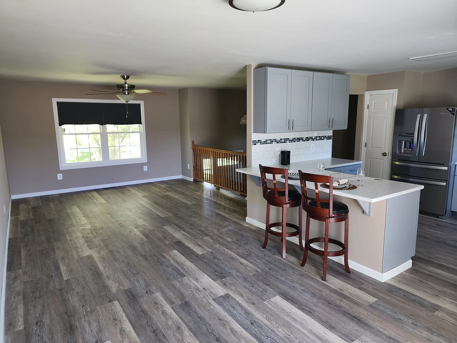 4 bed, 1.5 bath, 2100 sqft, $4,200 — Photo 2
