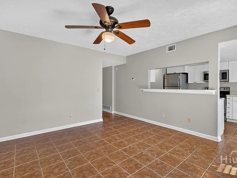 459 Mall Blvd #23 — Photo 24