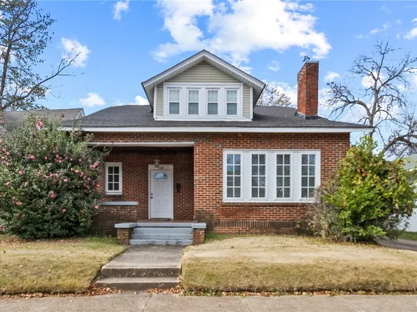 1018 16th Ave, Tuscaloosa, AL 35401