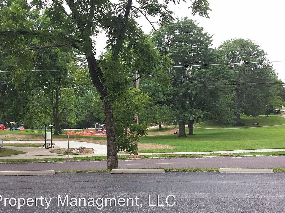2nd image of 1607 Windsor St APT 8