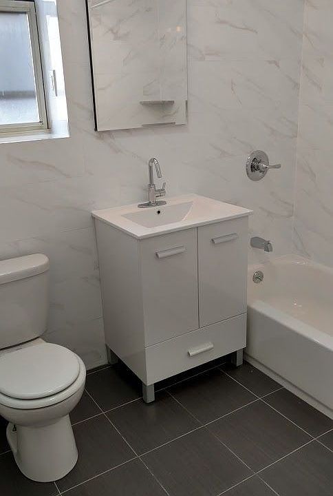 2nd image of 665 Ocean Pkwy APT 1D