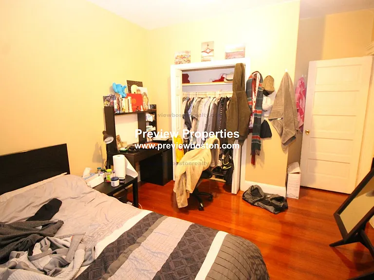 Strathmore Rd — Photo 12