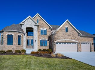 4275 Lacebark Ln, Naperville, IL 60564
