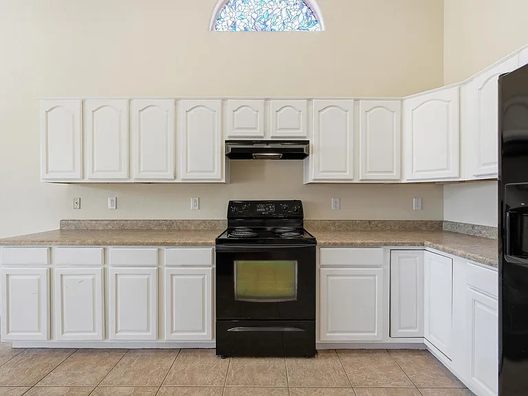 8407 W Myrtle Ave — Photo 10