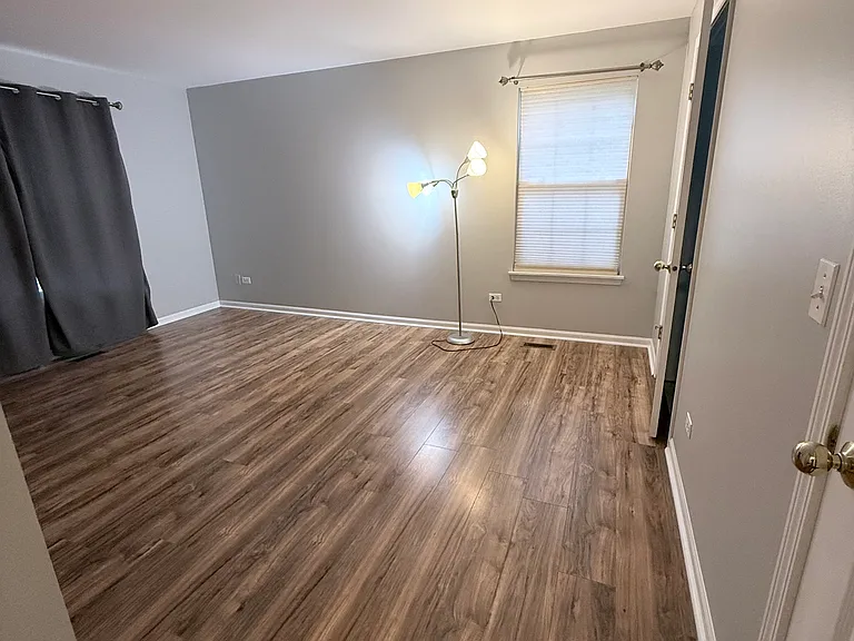 1285 N Red Oak Cir #1 — Photo 5