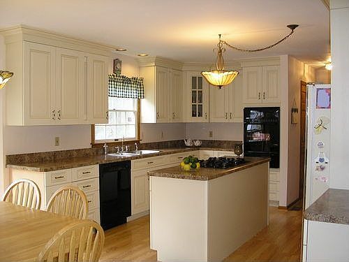 Newly Remodeled Kitchen