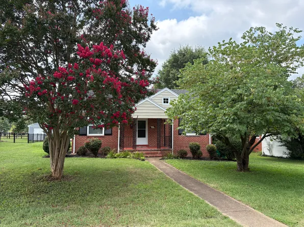 6909 Everview Rd, Richmond, VA 23226