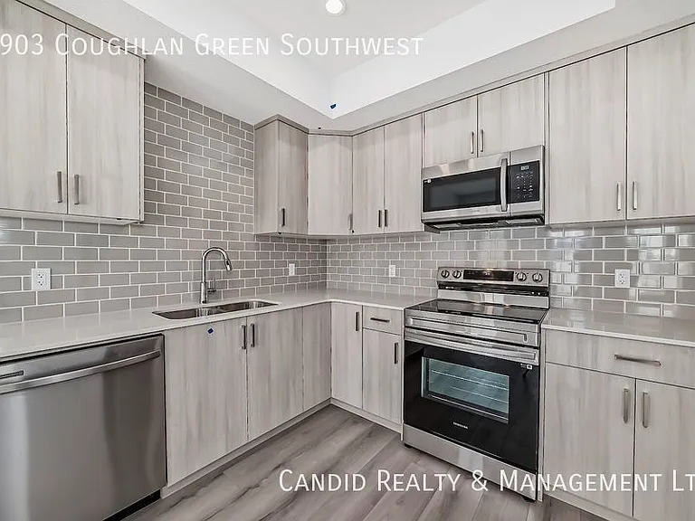 2903 Coughlan Grn SW — Photo 3