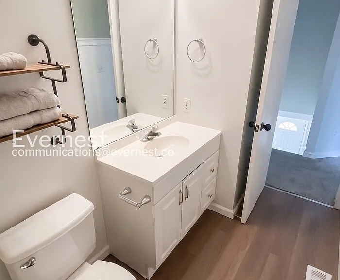 129 Royallbrook Ln — Photo 18