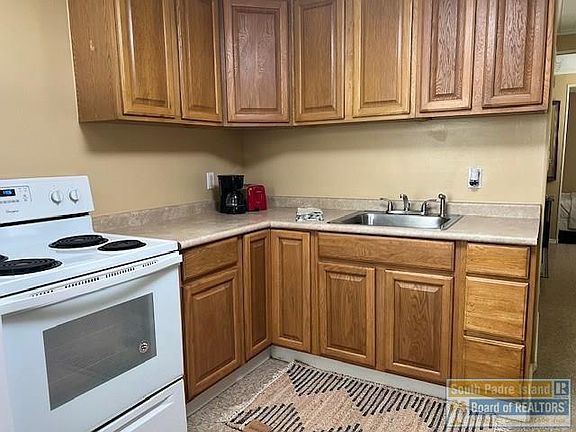 2nd image of 202 N Yturria St APT 6