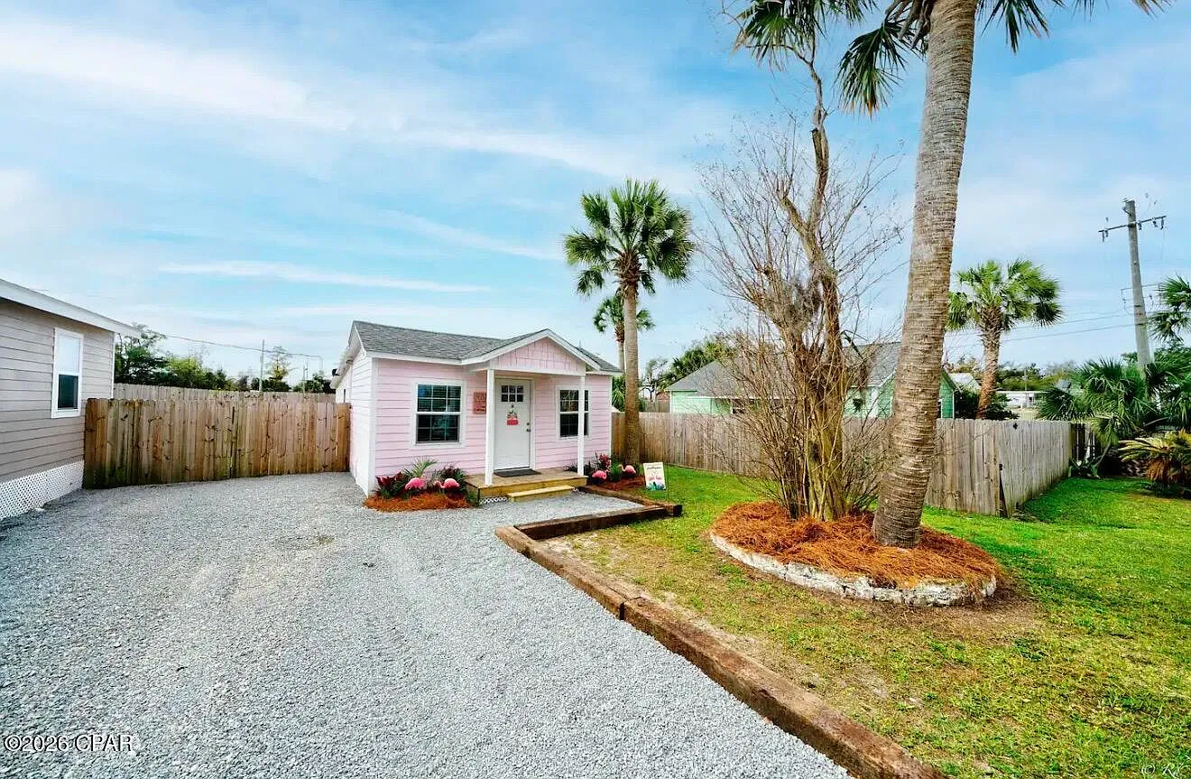 1 bed, 555 sqft, $1,300 — Photo 2