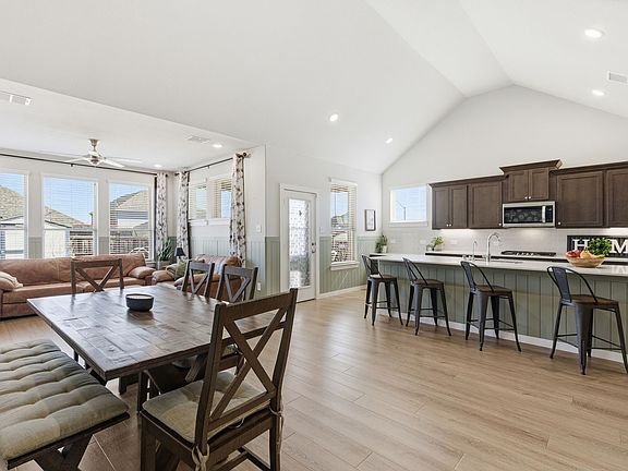 5th image of 5613 Summit Creek Rd