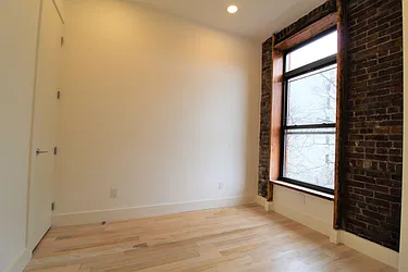 Rented by Bruma Realty LLC