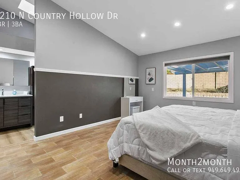1210 N Country Hollow Dr — Photo 12