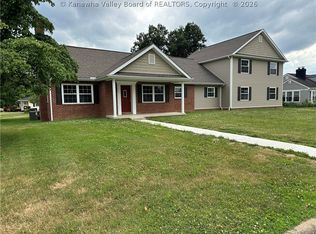 722 McCulloch Rd, Point Pleasant, WV 25550