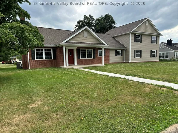722 McCulloch Rd, Point Pleasant, WV 25550