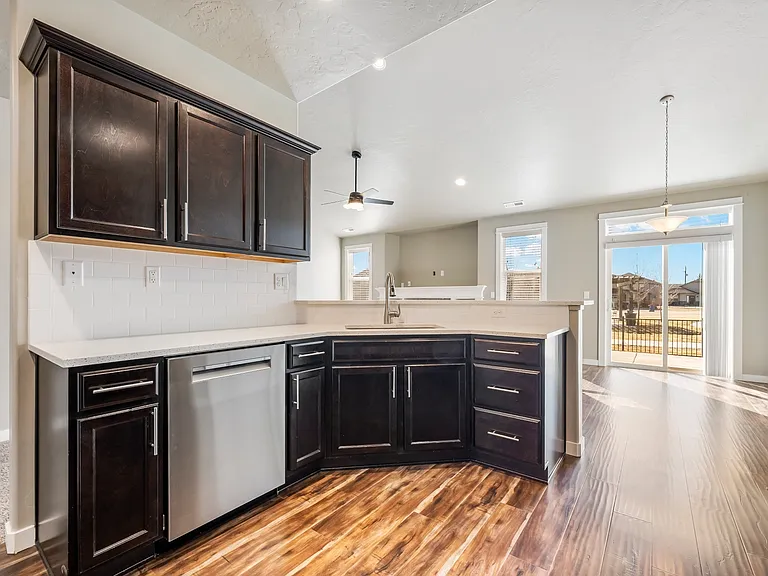 2631 E Red Garnet St — Photo 25