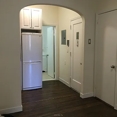 Rented by Town Residential | media 23