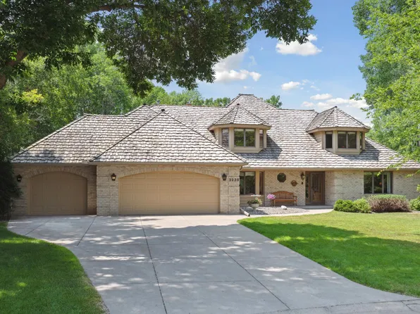 3235 Rosewood Ln N, Plymouth, MN 55441