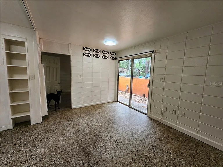 1933 NW 4th Ave #D — Photo 3