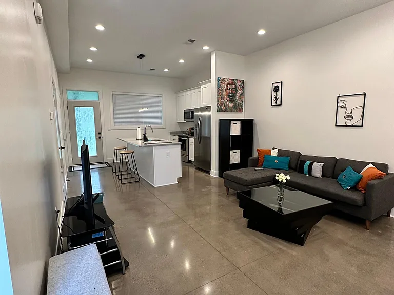 1535 Yarra St #1535 — Photo 6