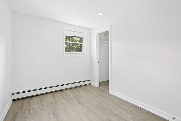 Rented by Ivey North LLC | media 11