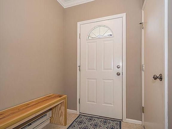3rd image of 3136 Primrose Ln