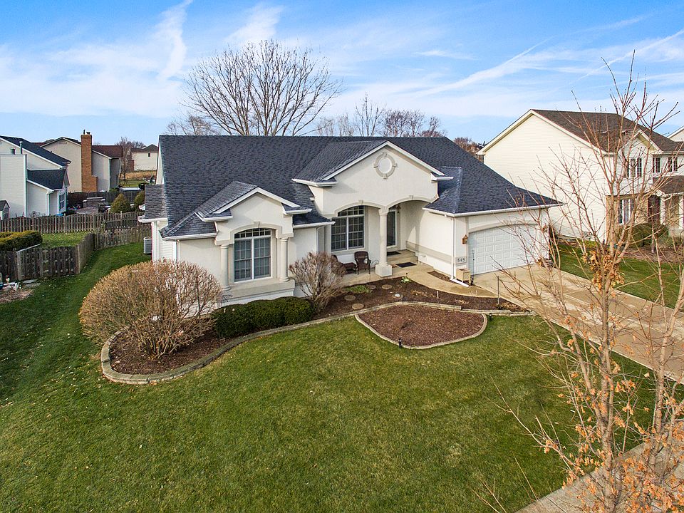 1st image of 545 Danbury Dr
