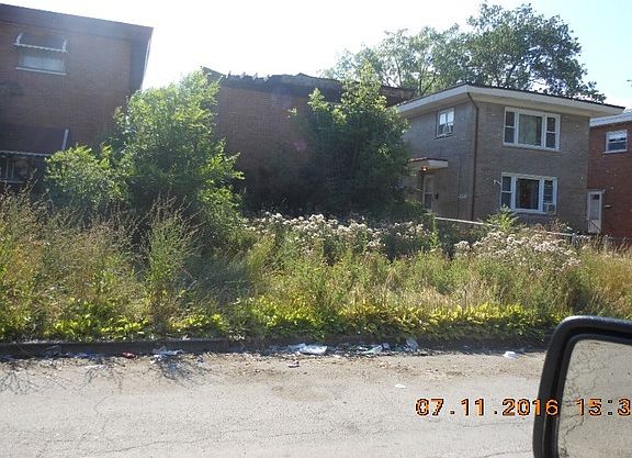 2nd image of 15336 Seeley Ave